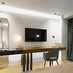 Otel Teight