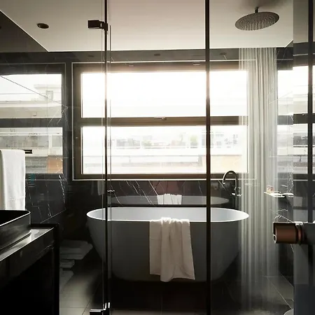 Teight Hotel 4*