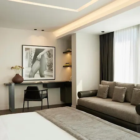 Hotel Teight 4*