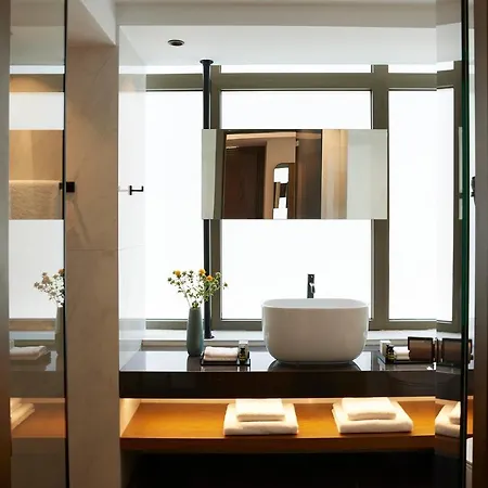 Hotel Teight 4*