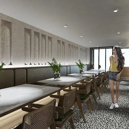 Hotel Teight 4*