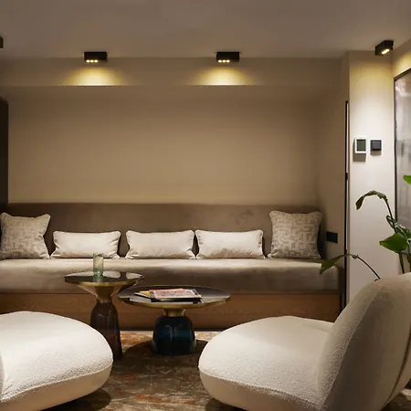 Teight Hotel
