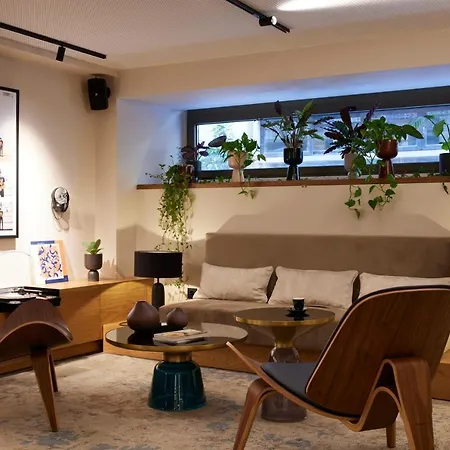 Otel Teight