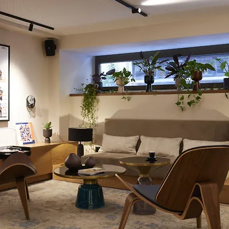 Otel Teight